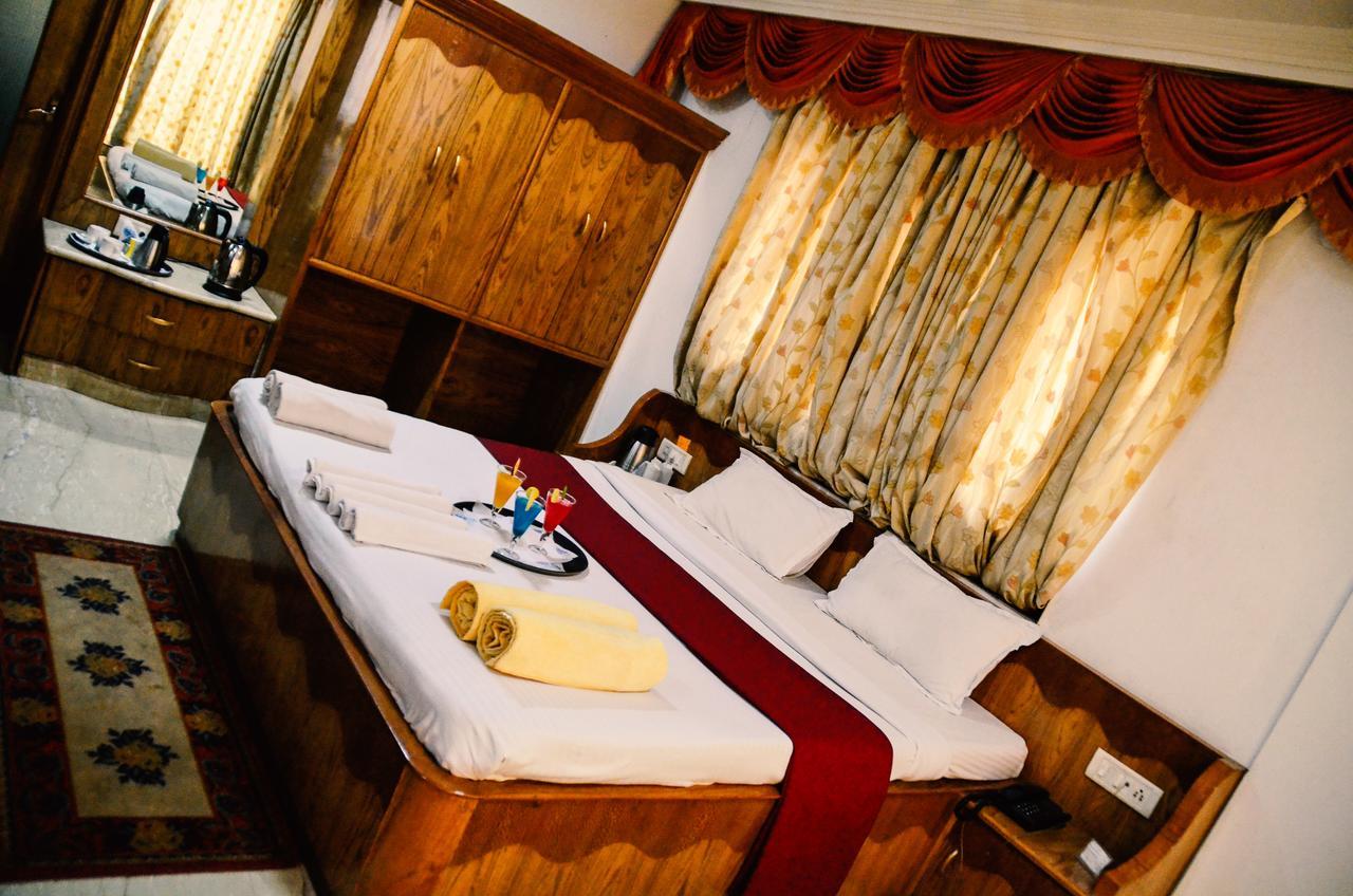 Hotel Aryan Jharsuguda Екстер'єр фото
