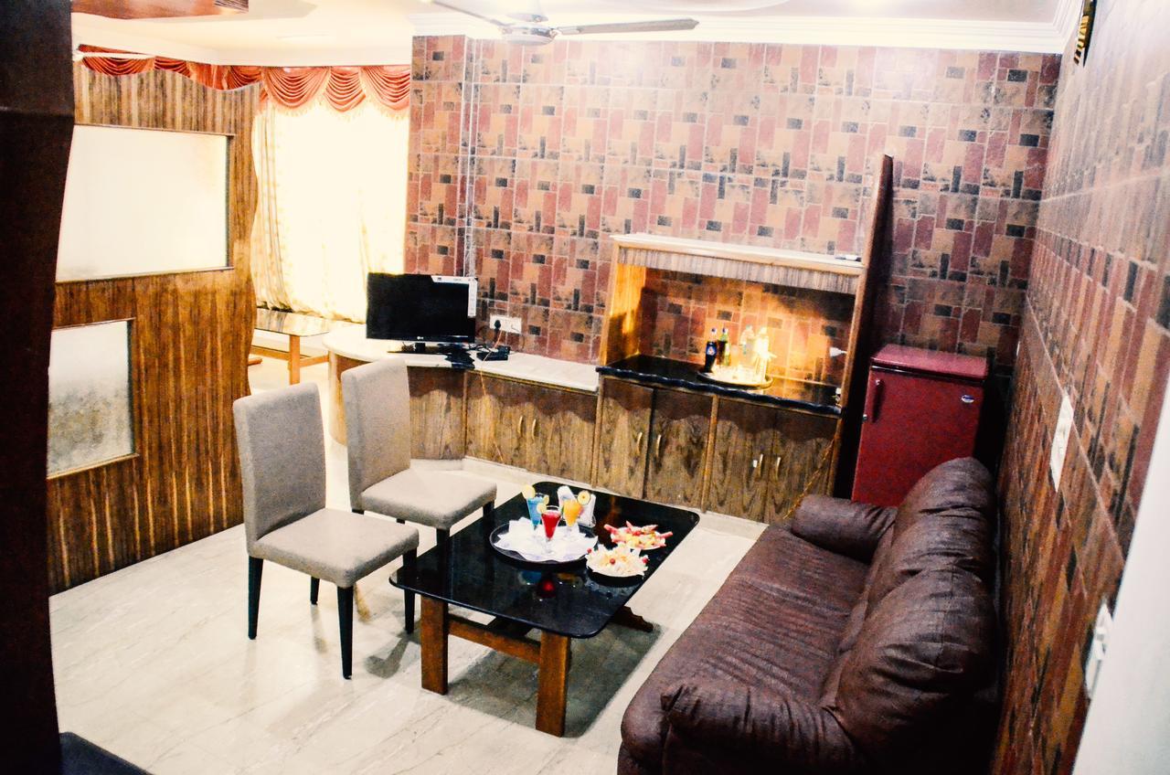 Hotel Aryan Jharsuguda Екстер'єр фото